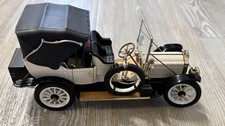  Diecast Vintage  Car 1/48