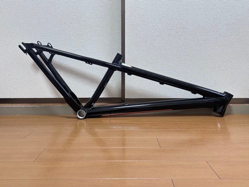 Bomba dirt jump - gt, mtb