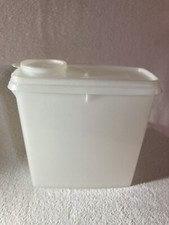 Vintage Tupperware Cereal