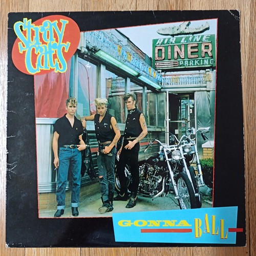 Stray cats gonna ball - stray,