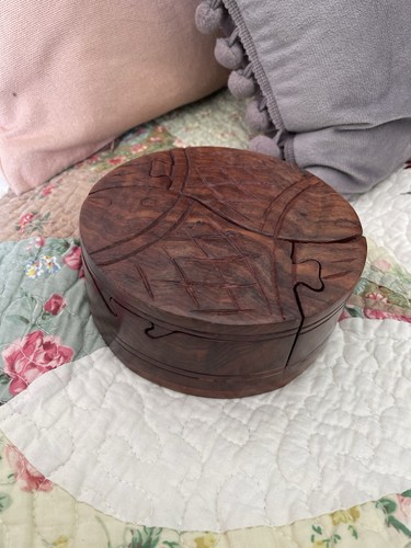 Vintage hand carved sheesham - vintage,