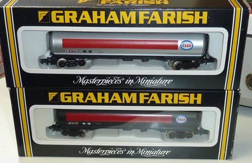 Two boxed graham farish - two,
