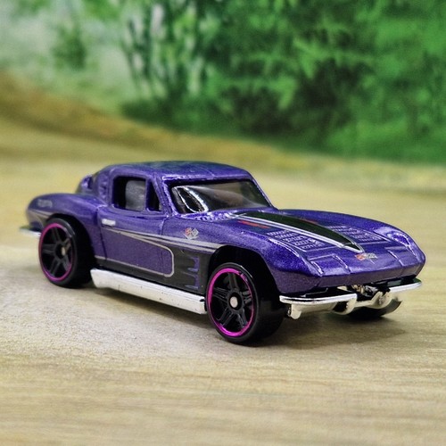 Hot wheels corvette - wheels,