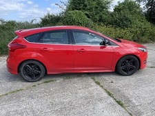 Focus Eco Boost 1.0 St Red Breaking Engine Gearbox Alloys Bumper Light Mk3