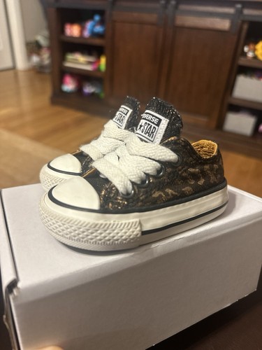 Converse chuck taylor - taylor, star