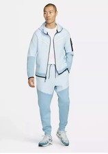 Nike Tech Fleece