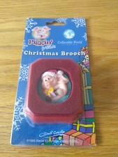 Collectible World Studios Piggin' Christmas Brooch By David Corbridge