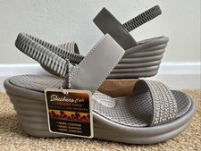 Skechers Rumbler Wave Glam