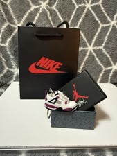Jordan 4 Keyring With Box And