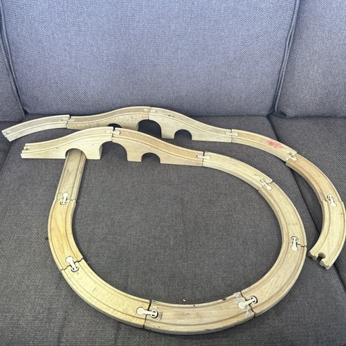 Wooden train track set - job, lot