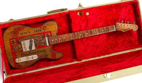 Walla guitar beer - walla,