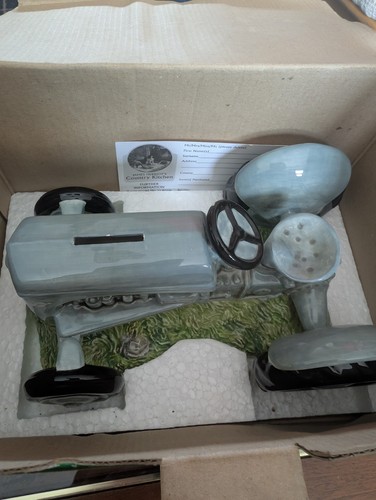 Money box tractor - box,
