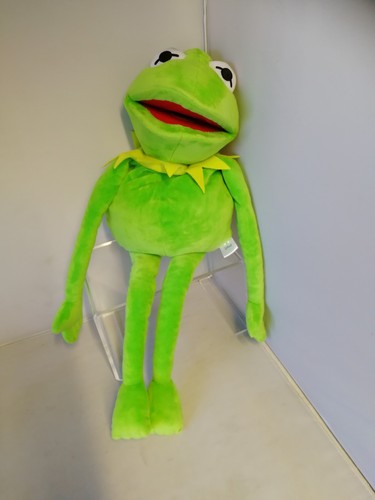 Disney kermit the frog - frog, hand