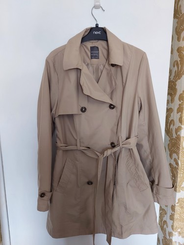 Lightweight trench coat size - coat,
