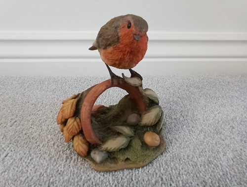 Arden sculptures robin - arden,