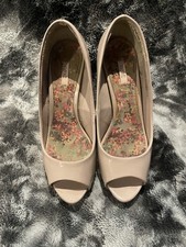 Next nude platform peep toe
