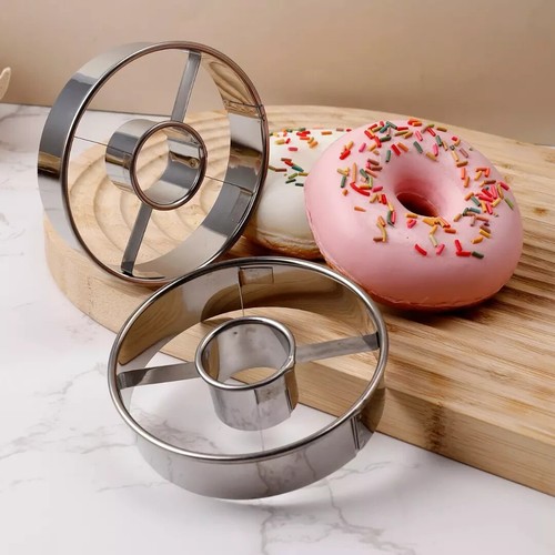 Donut mold cake - cake, decorating