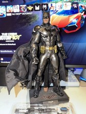 Hot Toys Batman Arkham Knight