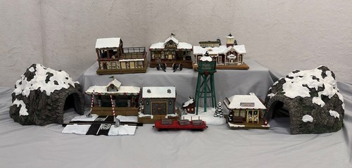 Hawthorne village train - village, "train