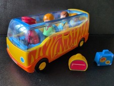 Playmobil 123 Safari Bus With Passengers And Luggage