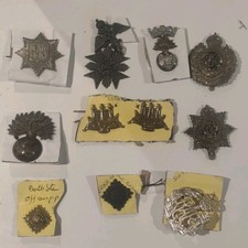 11 x Vintage Army Cap Badges