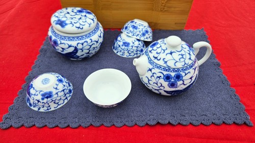 Chinese tea set - set, wooden
