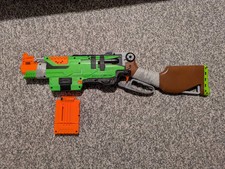 Nerf N-Strike Elite Modified Zombie Strike Slingfire Blaster with 6 Dart Clip