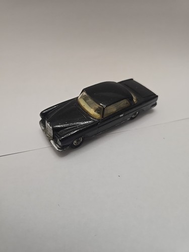 Corgi toys mercedes benz - corgi, 220