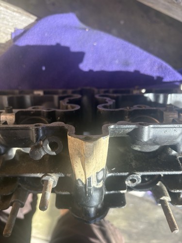 750 cylinder head - kz,