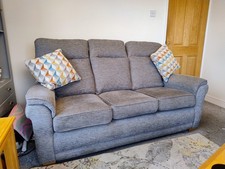 Comfortable high back SETTEE