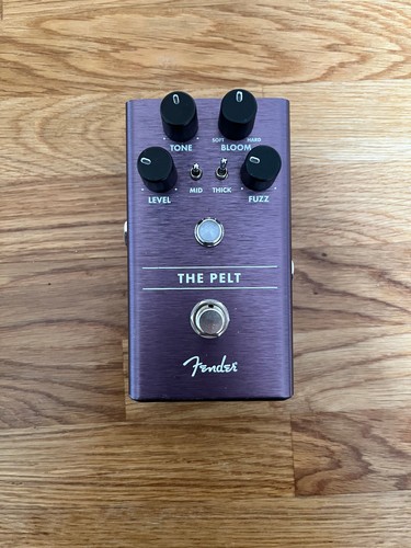 Fender the pelt - –,