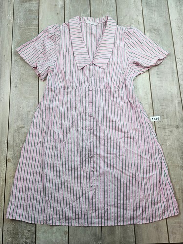 Pink green striped short - &,
