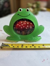 Gisela Graham Frog Photo Frame 4 X 3 Inch With Toadstool
