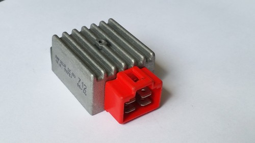 4pin voltage rectifier - 12.8v,
