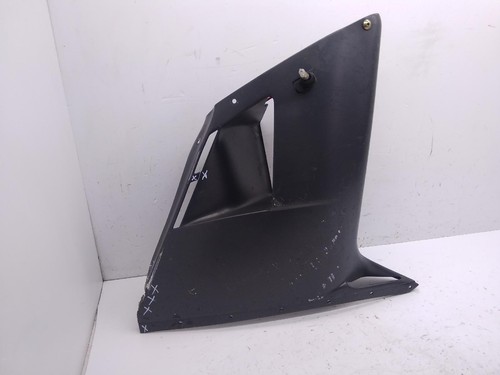 Fuselage side front right - side,