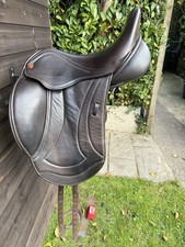 Sue Carson / Sturgess Dressage Saddle 17” Havana with full wow flare air bags 