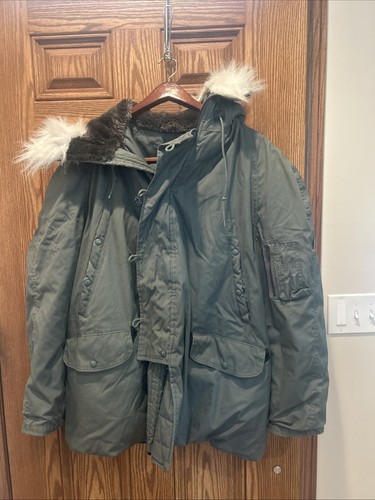 Military extreme cold weather - military,