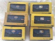 TRIX OO GAUGE JOB LOT OF 6x BULK GRAIN HOPPER WAGONS - BOXED - READ !