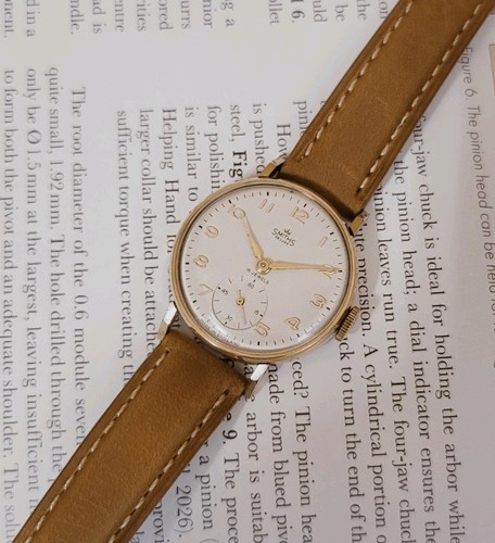 Smiths deluxe 9ct gold vintage - smiths,