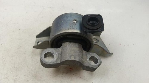 13130739 engine mounting
