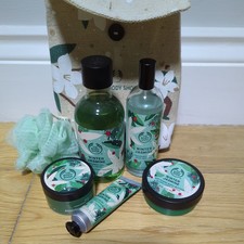 Body Shop winter jasmine gift