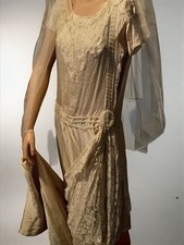 Antique 1920s Creamy Drop