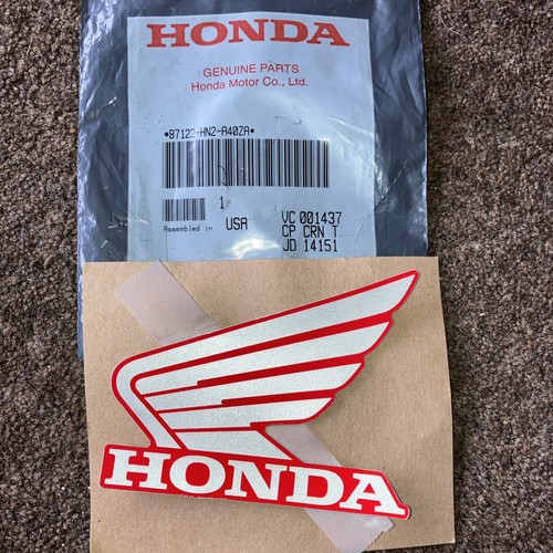 Tank badge genuine honda - tank,
