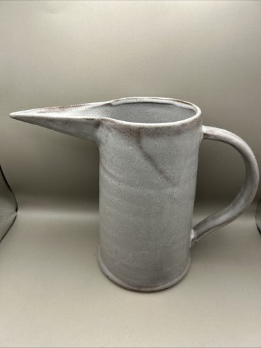 Sparrow beak pottery - sparrow, vase