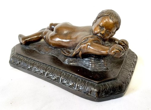 Bronze figure crawling - bronze, of