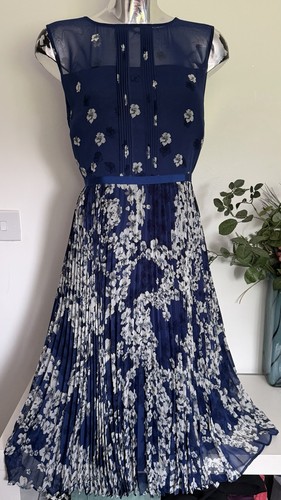 Lovely navy blue print - lovely,