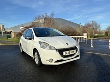 Peugeot 208 Style 1.2. 12