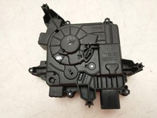 VOLKSWAGEN TRANSPORTER  DOOR SOLENOID 5 Door MPV 7LA843654 15-25 (T6)