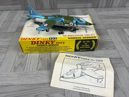 Dinky toys hawker harrier jump - dinky,