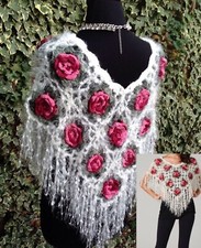 Stella Morgan Floral crochet